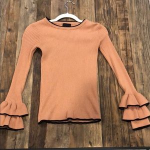 Lumière long bell sleeve top